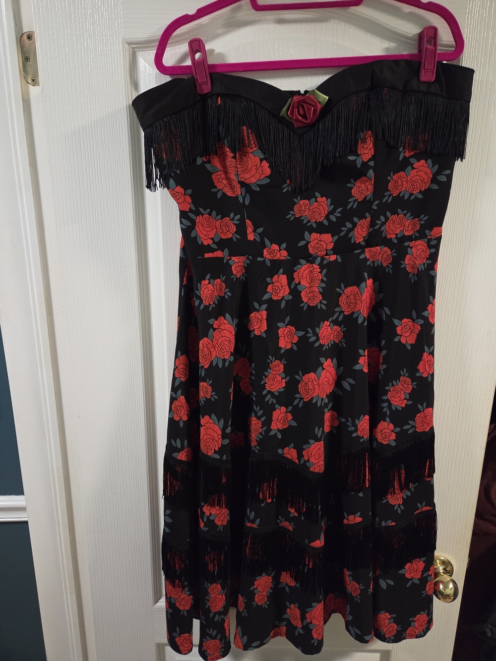 MISSING STRAPS- READ BELOW-Unique Vintage Black Floral Swing Midi Dress- Size 1x - Picture 5 of 10
